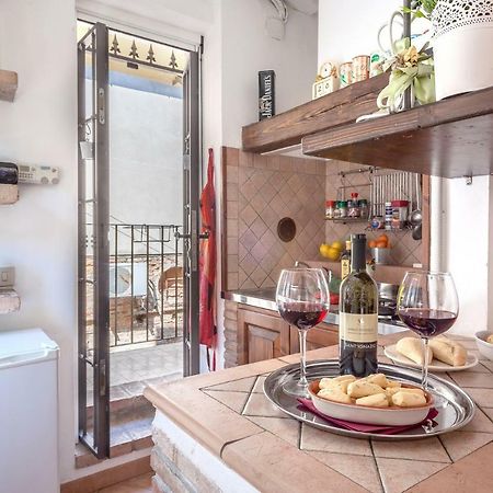 Ferrara Mercato Fancy Studio Екстер'єр фото