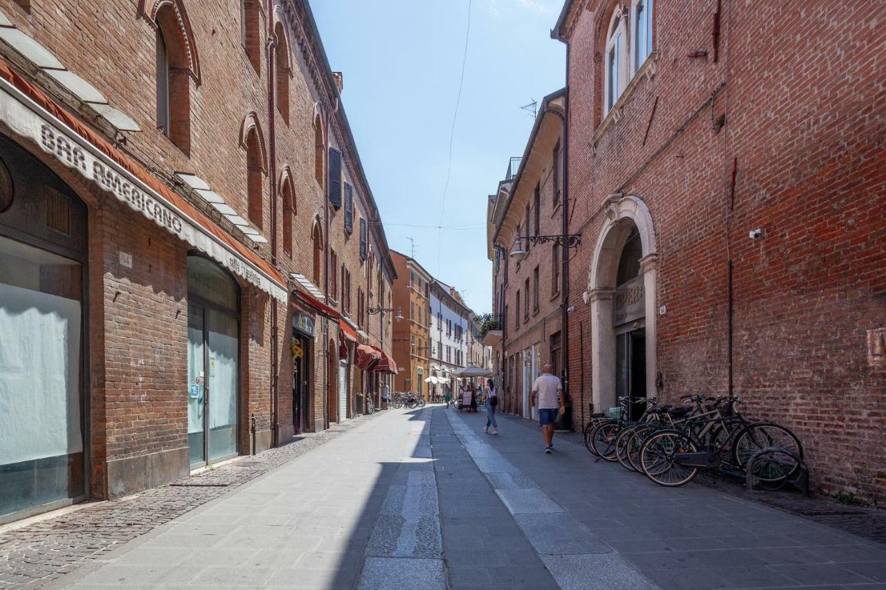 Ferrara Mercato Fancy Studio Екстер'єр фото