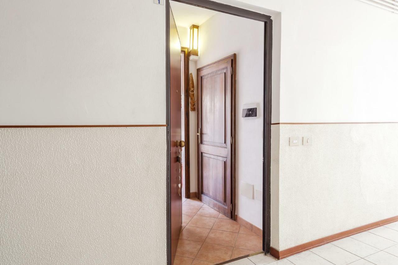 Ferrara Mercato Fancy Studio Екстер'єр фото