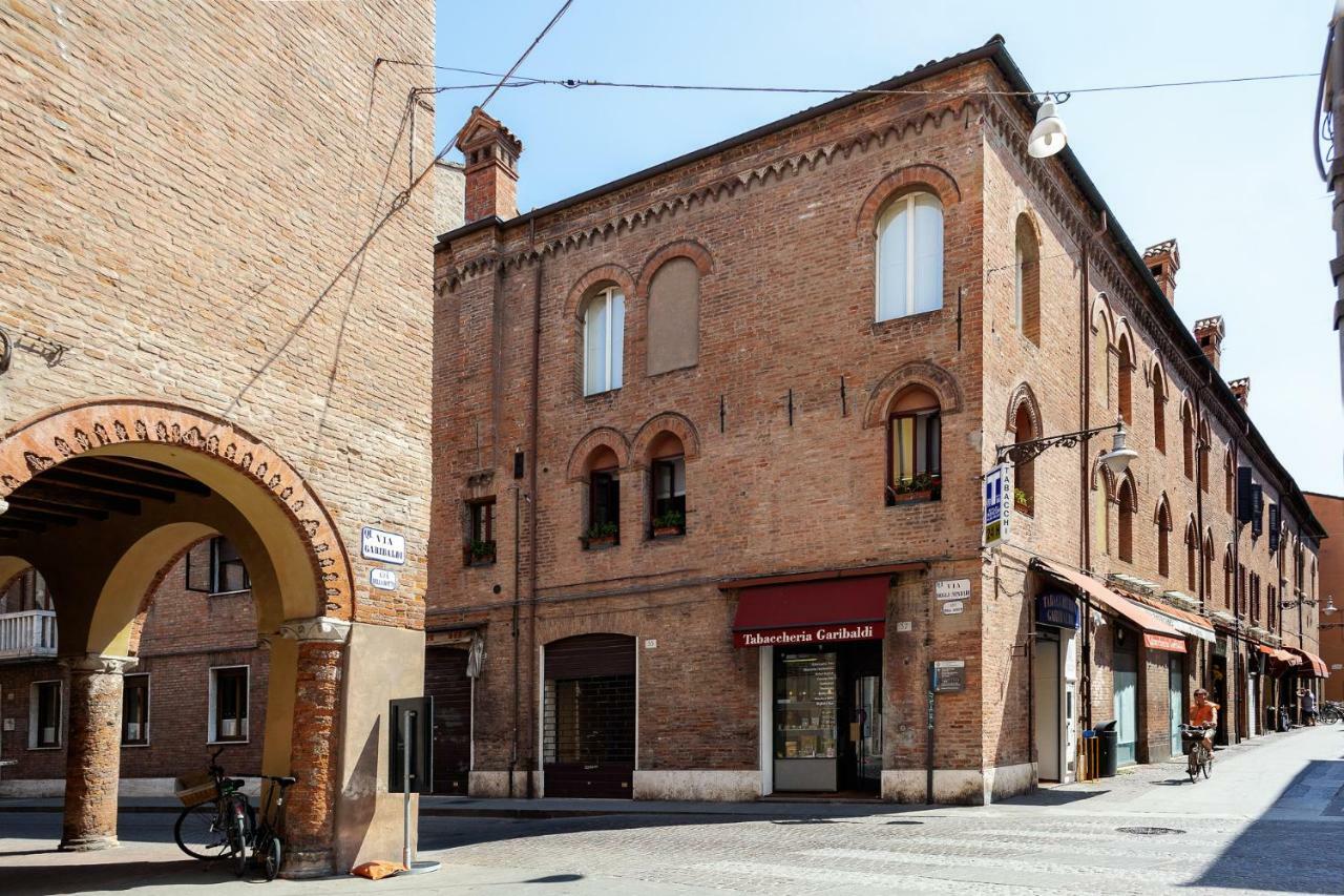 Ferrara Mercato Fancy Studio Екстер'єр фото